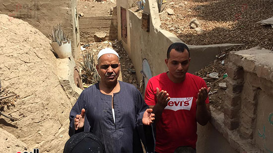 أسرة الشهيد مؤمن أبو اليزيد (9)