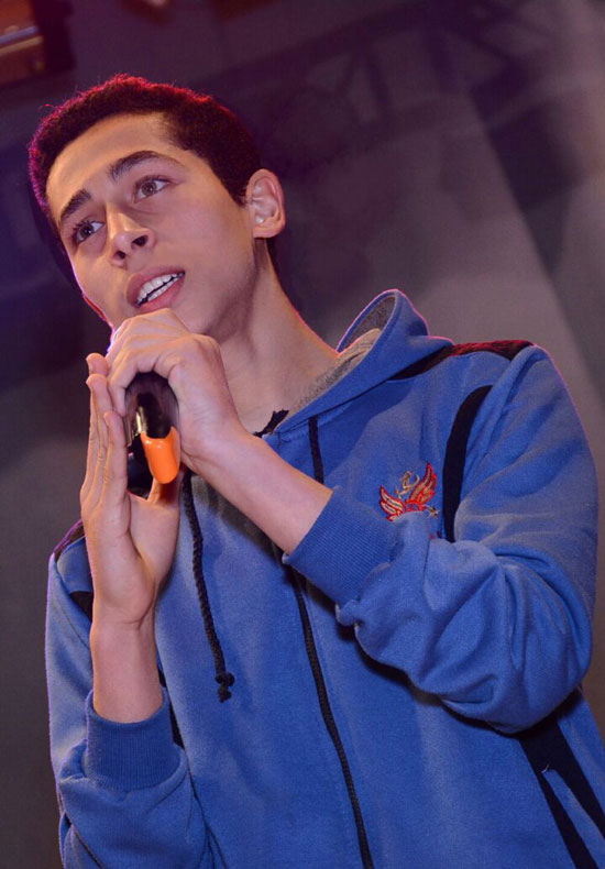 طالب من الغربية يبدع فى الإنشاد (8)