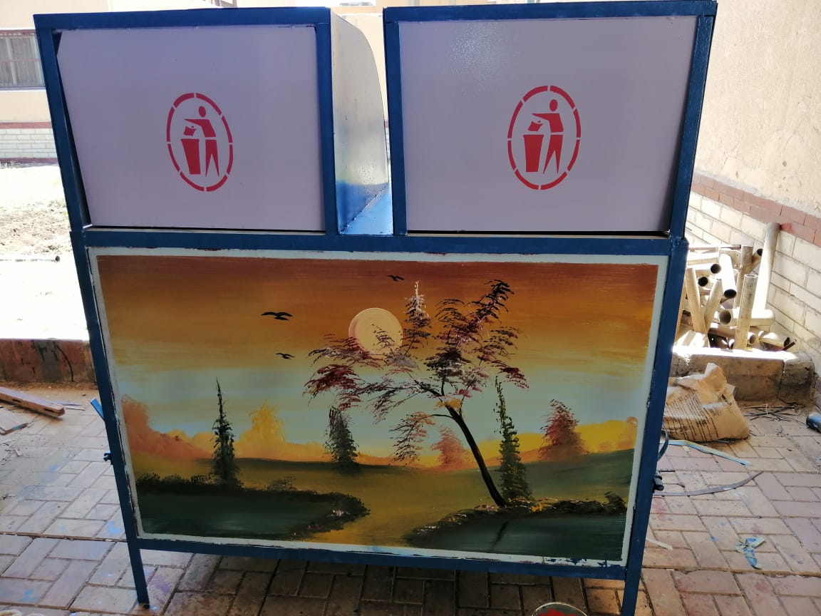 الدفعة الثانية من سلات القمامة (6)