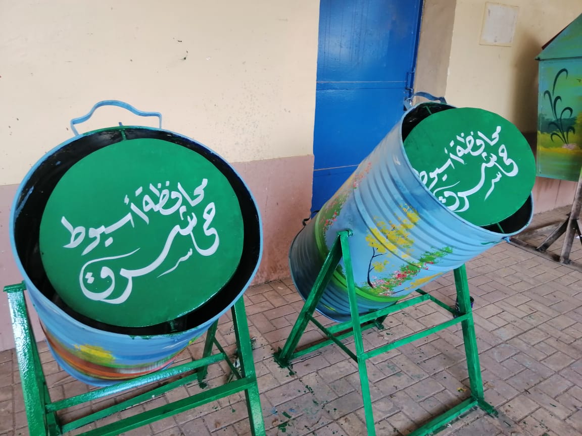 الدفعة الثانية من سلات القمامة (3)