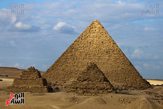 اهرامات الجيزة (1)