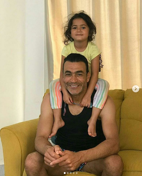 الحضري وابنته شايان