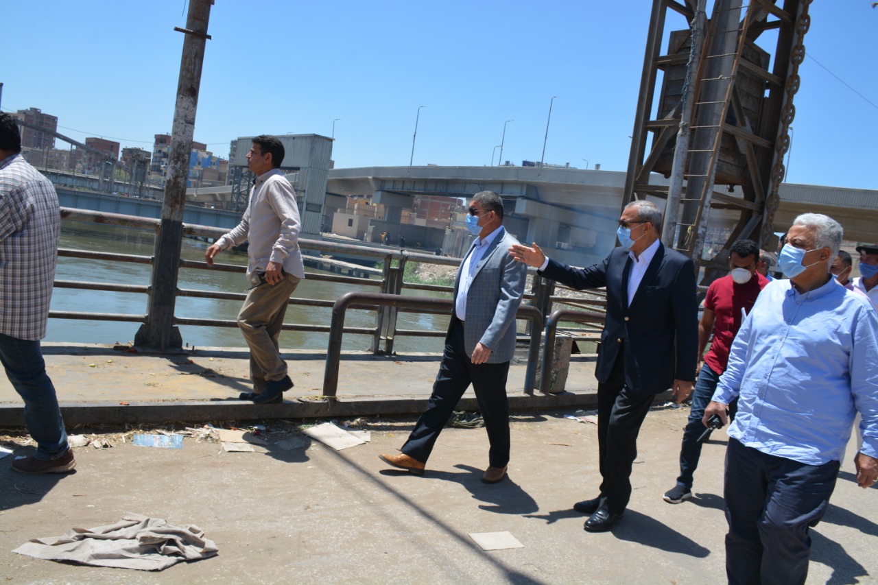 ض الأسواق المخالفة بجولة المحافظ