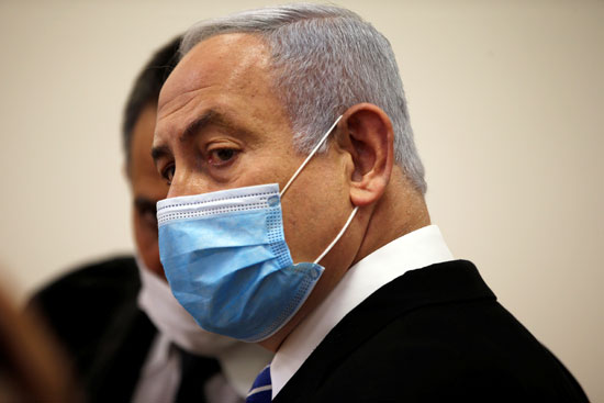 رئيس الوزراء الاسرائيلى أثناء المحاكمة