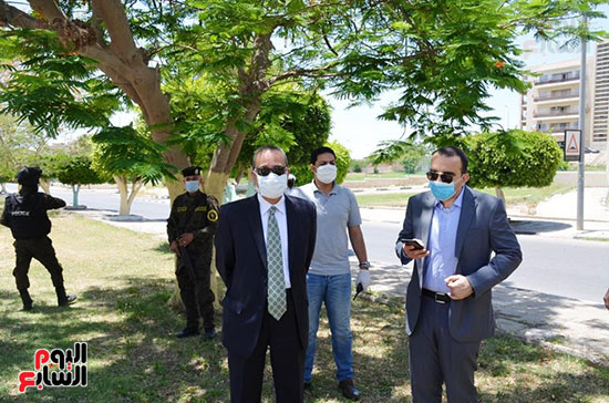 محافظ الإسماعيلية يتفقد الشوارع فى العيد (6)