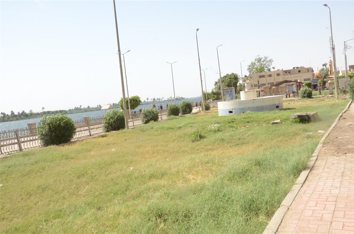 كورنيش النيل وميدان أبو الحجاج خالية تماماً من المواطنين بالأقصر  (3)