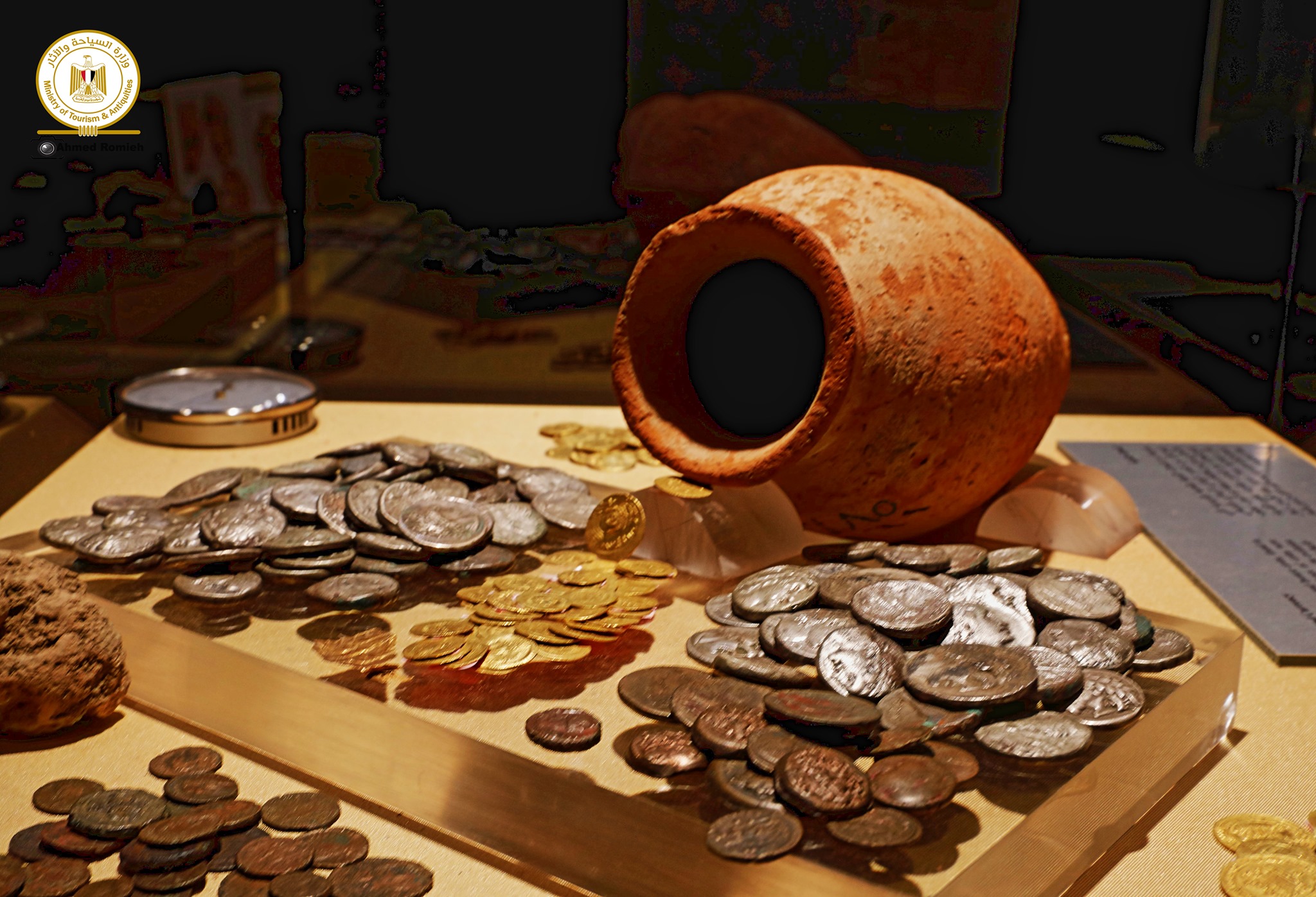 مقتنيات متحف ملوى (4)