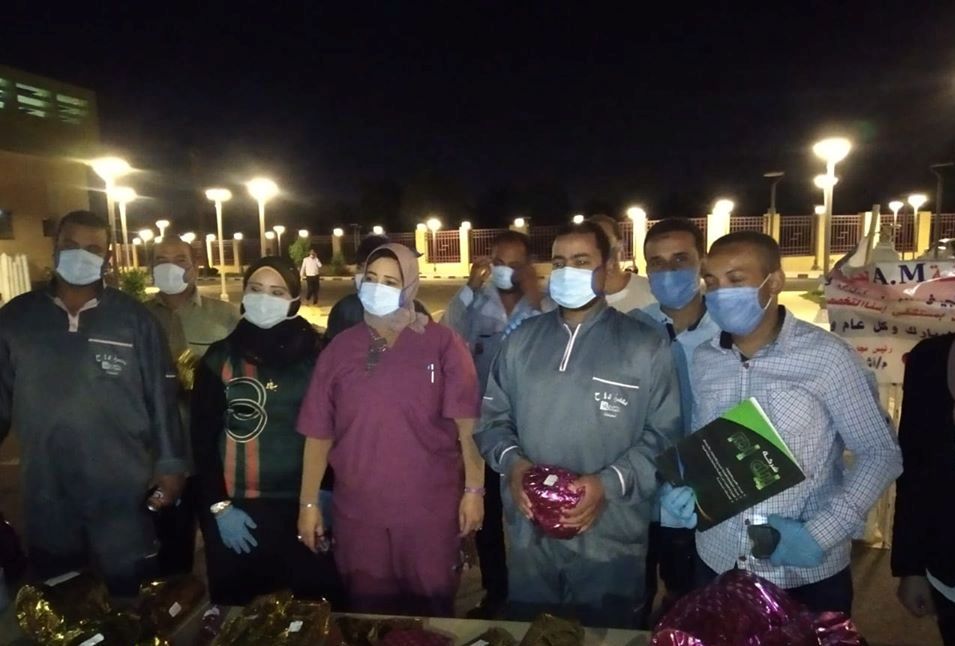 مديرة مستشفى إسنا للحجر تشيد بمجهود رجال النظافة والأمن