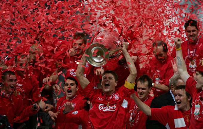 لحظة تتويج ليفربول بدورى ابطال اوروبا عام 2005