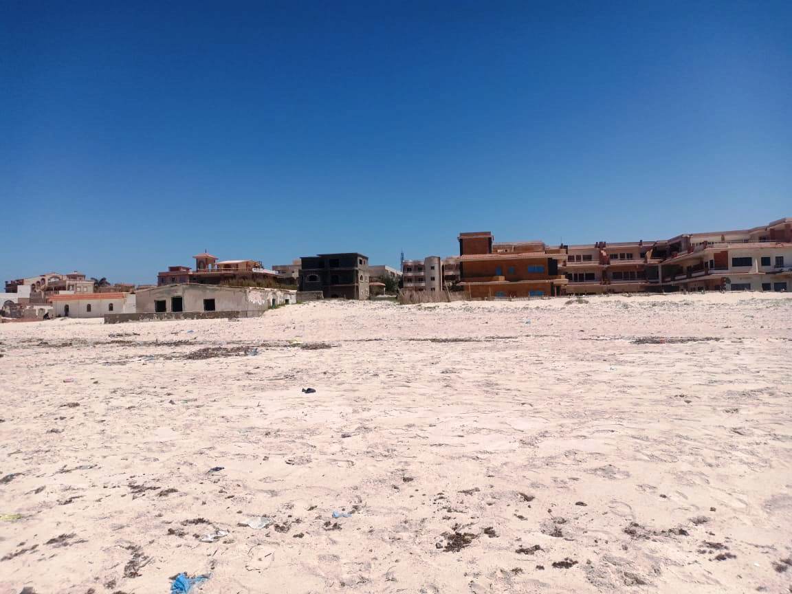 الحياة فى زمن كورونا..شواطىء الساحل الشمالى خالية من المواطنين (1)