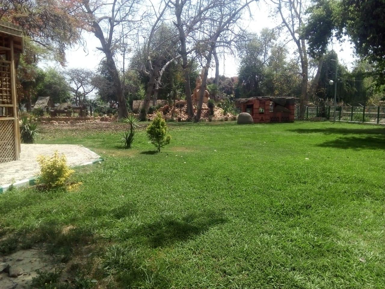 حدائق القناطر بلا زوار