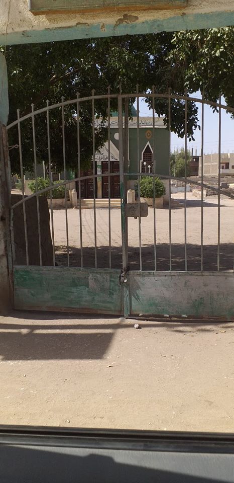 مقابر الأقصر مغلقة ولجان شعبية تكافح التجمعات بثالث أيام العيد (1)