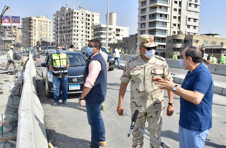 السيسى يتفقد الأعمال الإنشائية لتطوير الطرق والمحاور والكباري بشرق القاهرة (2)