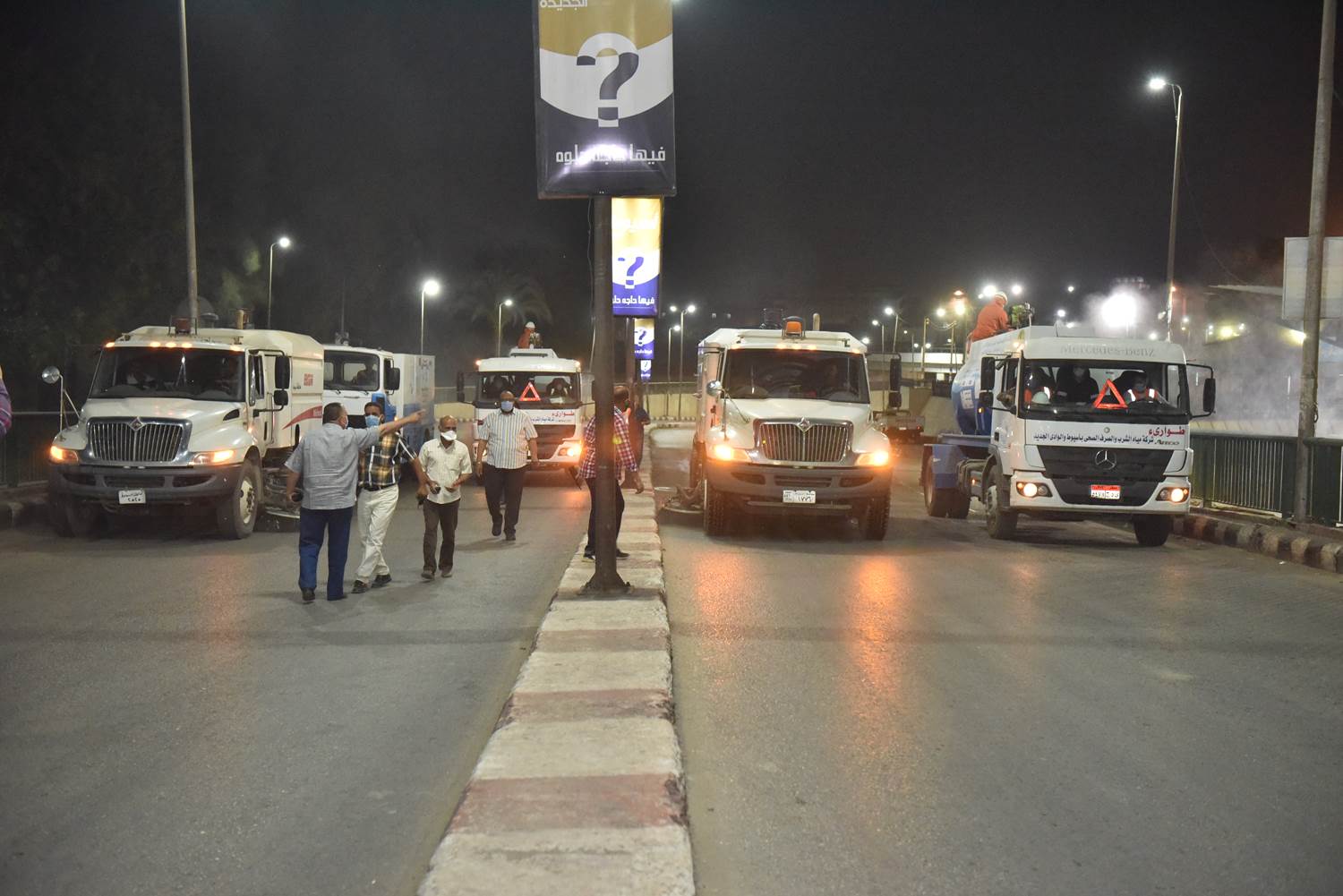 محافظ أسيوط يتفقد أعمال التطهير والنظافة بحي غرب (2)