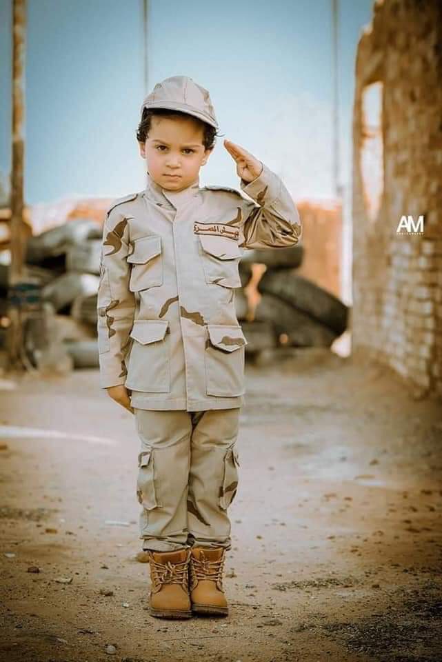 الطفل إياد مع النجم أمير كراره (1)