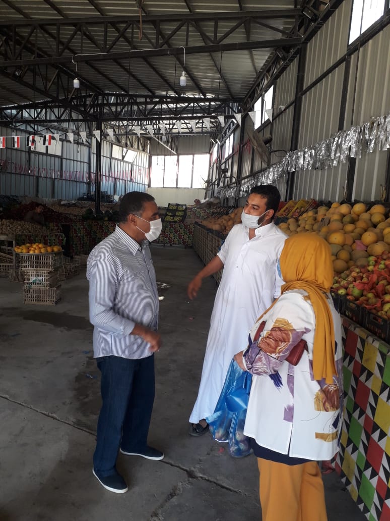 محافظ مطروح يتفقد المعرض اللوجيستى (5)