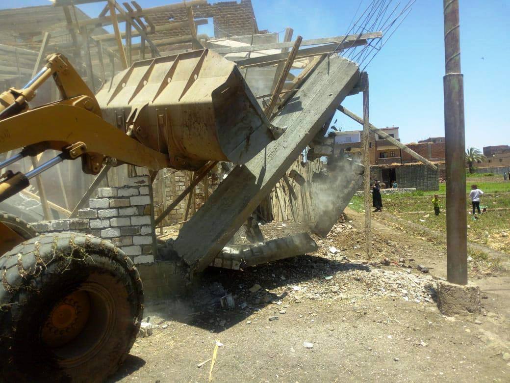 حملات ازالات بمراكز سوهاج (2)