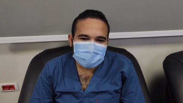 محمد شلال أخصائى تمريض بالمستشفى