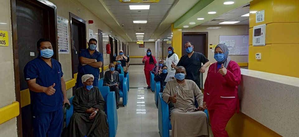 مستشفى إسنا للحجر الصحى تعلن خروج 8 حالات بعد شفاؤهم