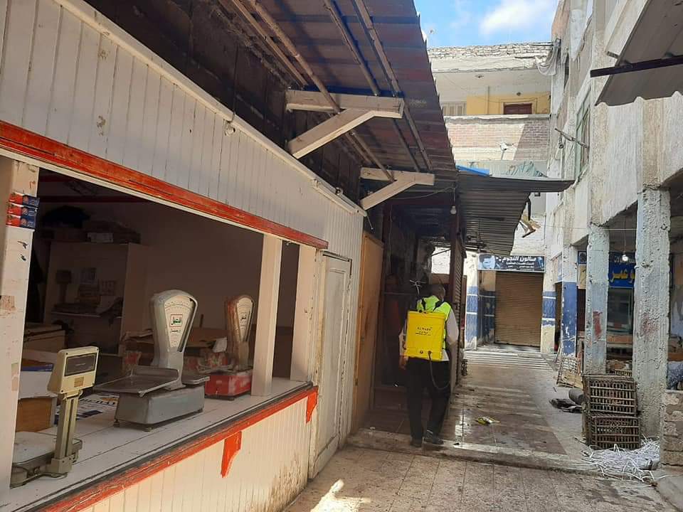 رش وتطهير الشوارع والمنشآت (3)