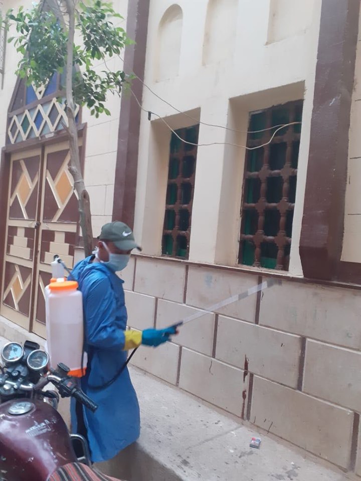 أعمال الرش والتطهير ورفع المخلفات (4)