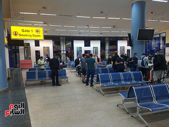 رحلات العالقين فى مطار مرسى علم (3)