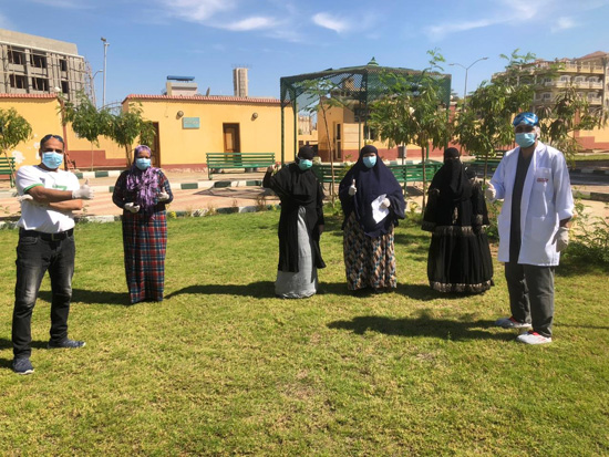 تعافى 10 حالات جديدة من فيروس كورونا وخروجها من العزل ببنى سويف (3)