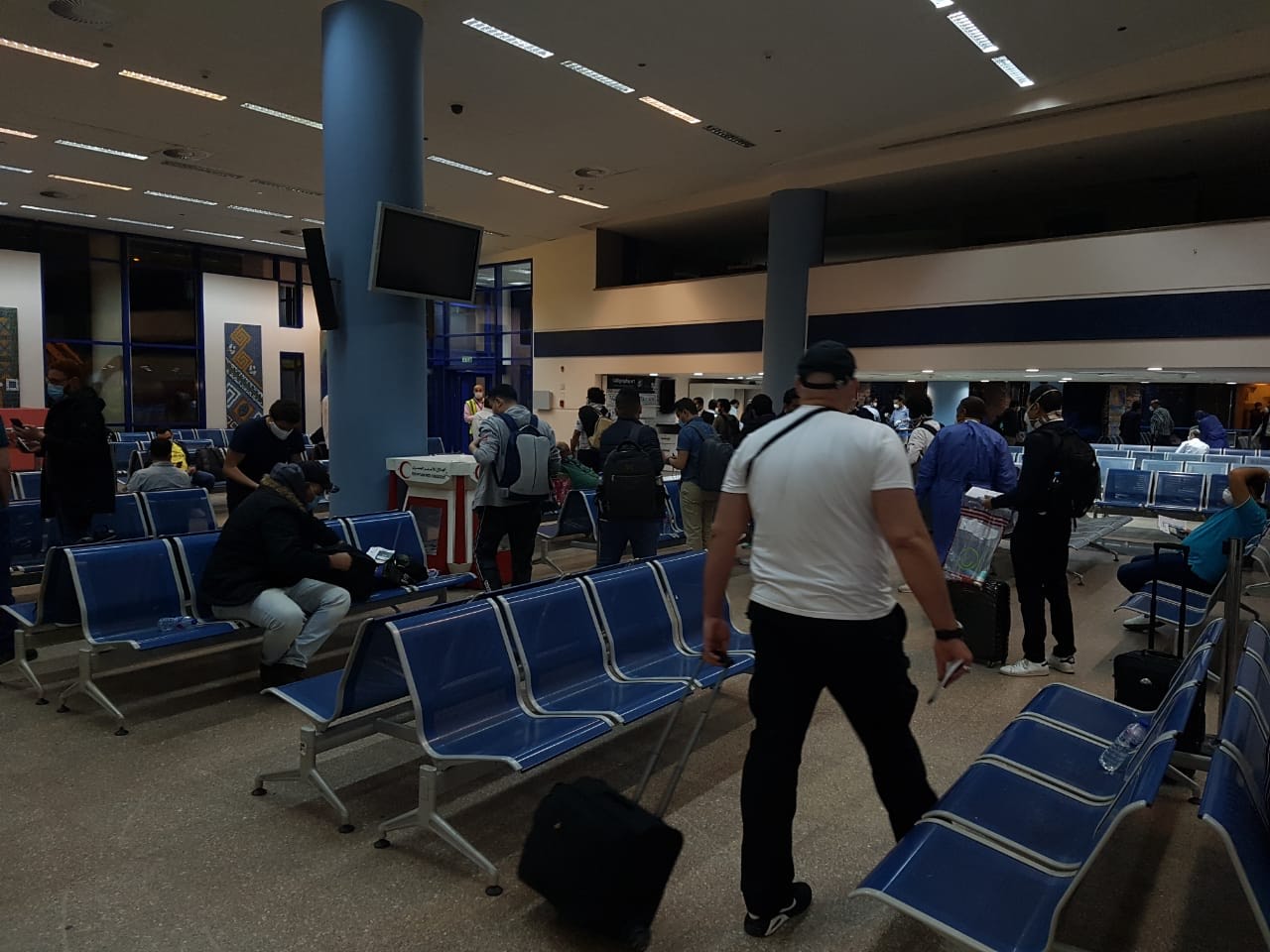 مطار مرسى علم (1)
