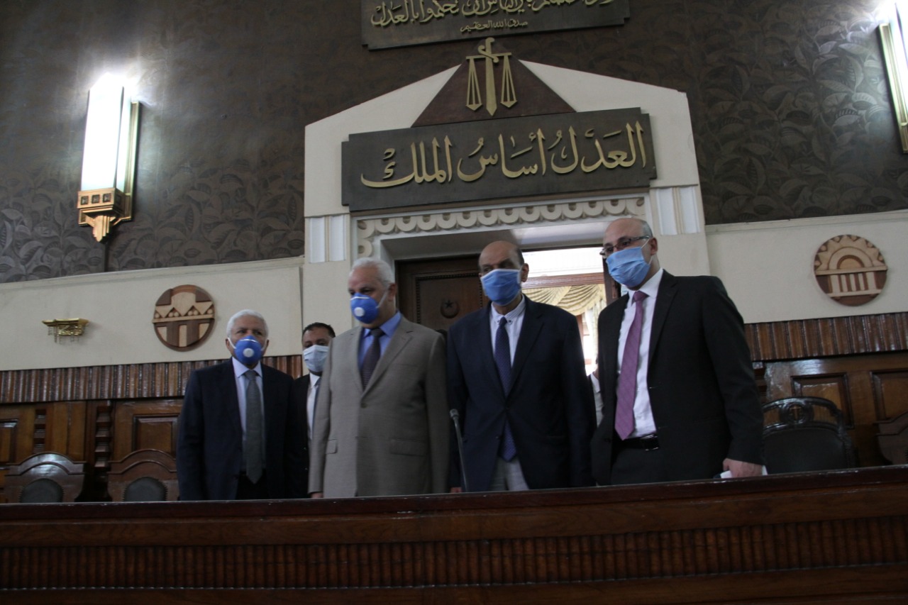 رئيس محكمة النقض يتفقد سير العمل بالمحكمة (12)