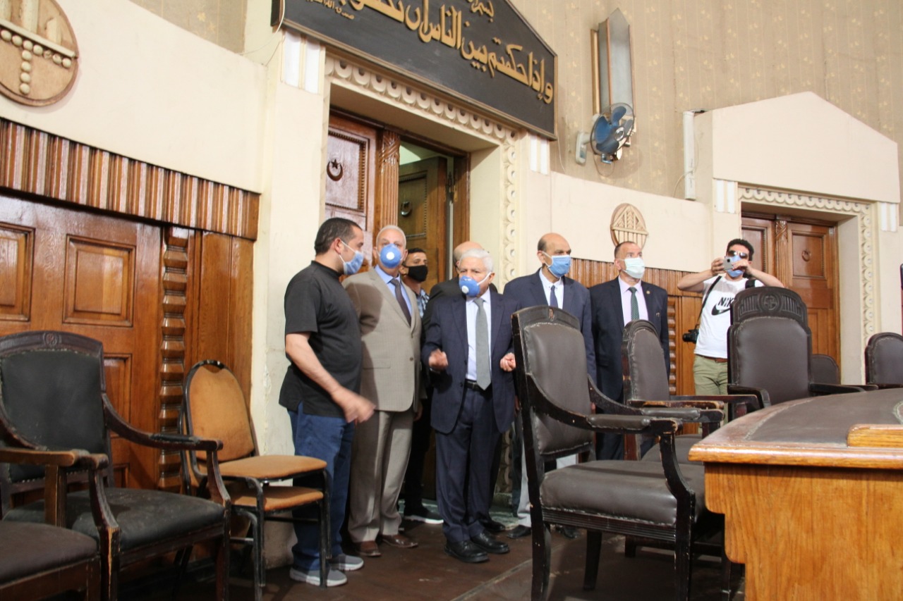 رئيس محكمة النقض يتفقد سير العمل بالمحكمة (3)