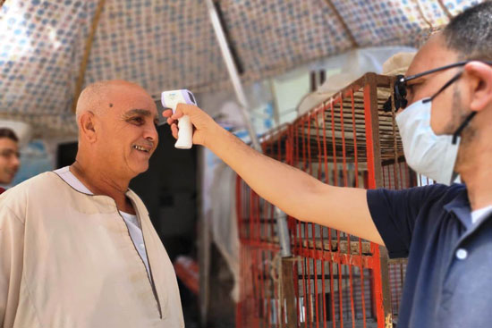 عزل الحالات المخالطة لمدير عزل أبو قير السابق بكفر الشيخ (1)