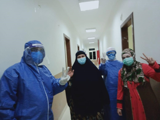تعافى 10 حالات جديدة من فيروس كورونا وخروجها من العزل ببنى سويف (2)