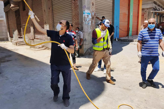 عزل الحالات المخالطة لمدير عزل أبو قير السابق بكفر الشيخ (4)