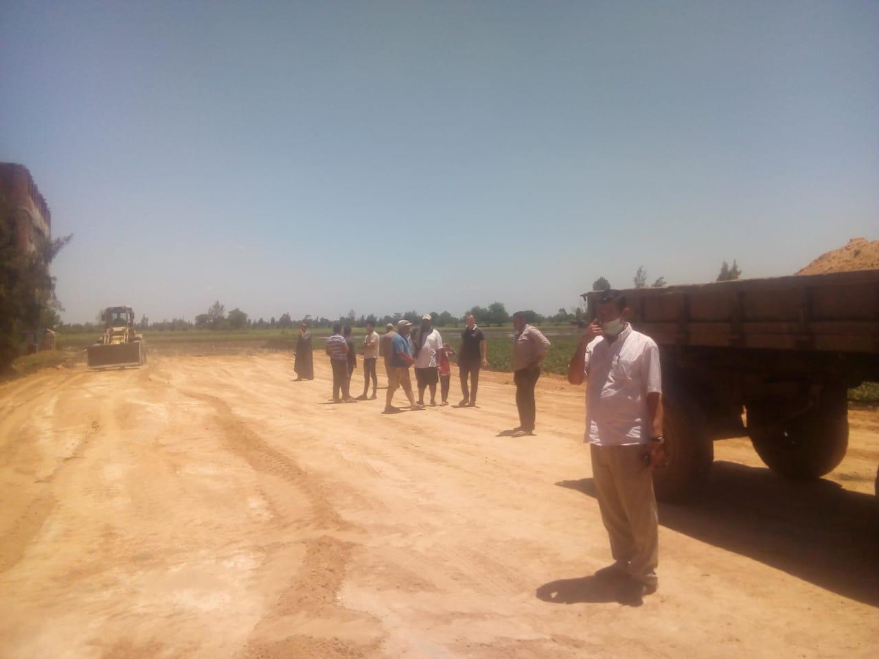 حملات لإزالة التعديات ومخالفات البناء بمراكز ومدن كفر الشيخ (1)