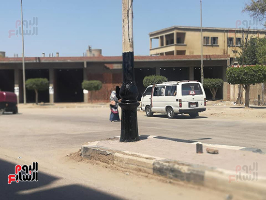 تطوير طريق نادى الشرطة بالمحلة ورفع تراكمات القمامة (6)