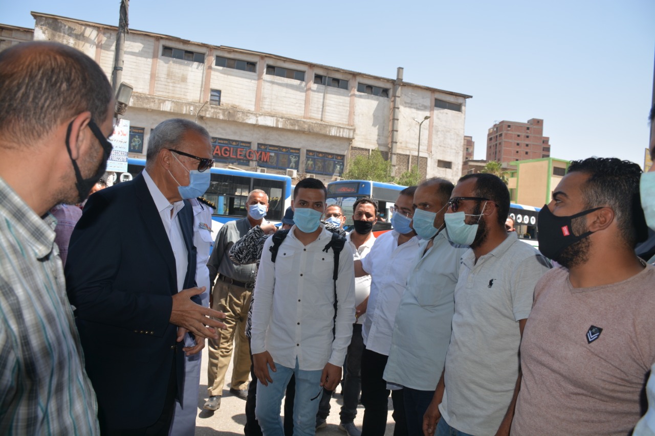 متابعة إرتداء الكمامات