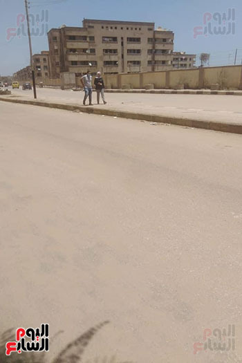 تطوير طريق نادى الشرطة بالمحلة ورفع تراكمات القمامة (8)