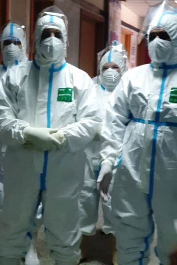 إجراء عمليتين قيصريتين لسيدتين مصابتين بكورونا (12)