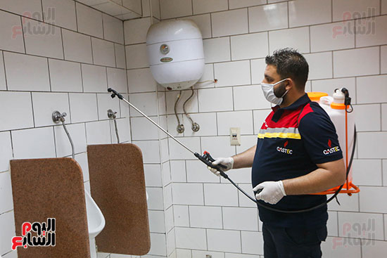 ارتداء الكمامات (13)