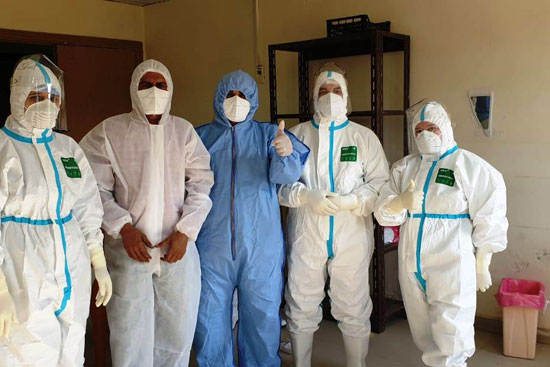 إجراء عمليتين قيصريتين لسيدتين مصابتين بكورونا (11)