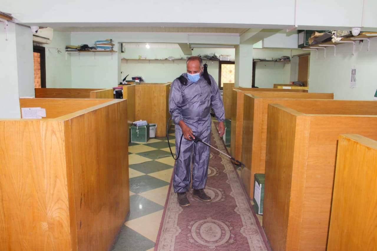  تعقيم وتطهير مقر إدارة معاشات المحامين بالمعادى (2)