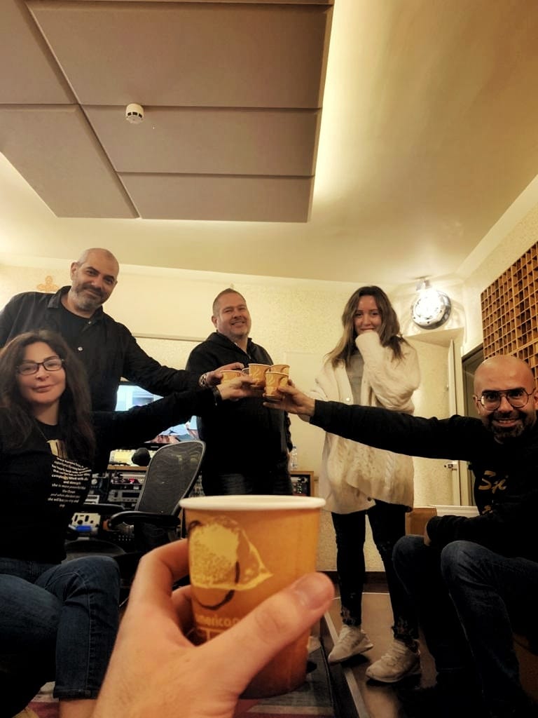 صورة اليسا تحتفل بالألبوم الجديد صورة اليسا تحتفل بالألبوم الجديد