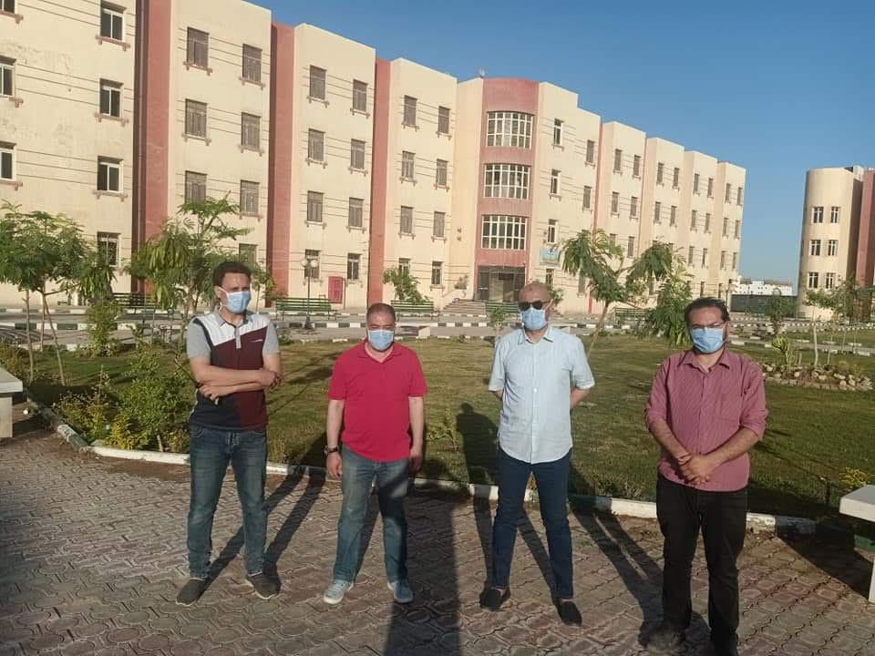 الطاقم الطبى للعزل بمدينة بنى سويف الجامعية (1)