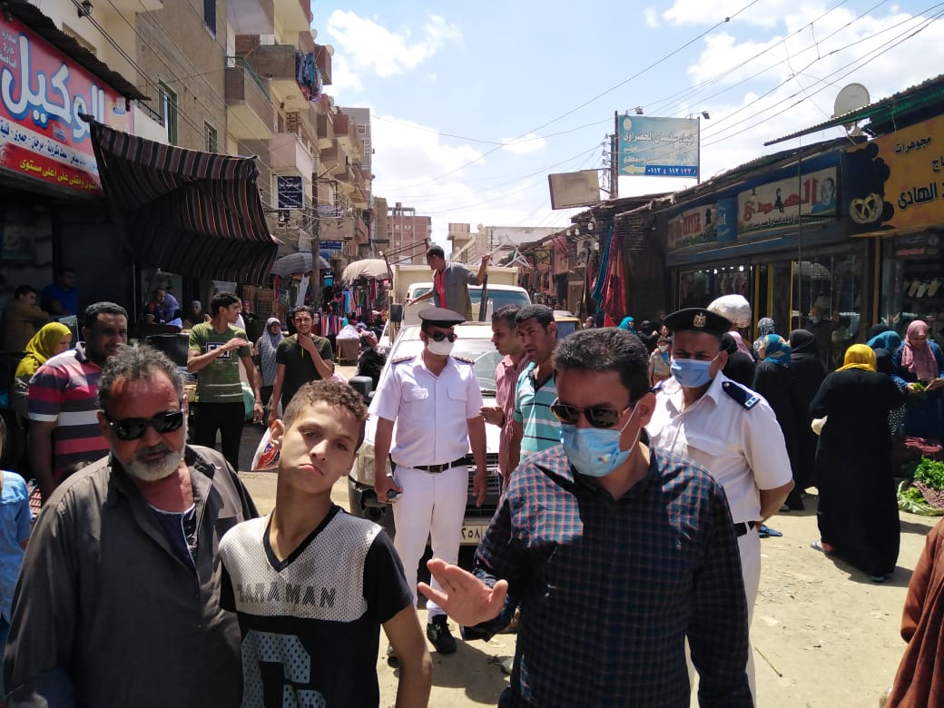 رفع الإشغالات بشبين القناطر رفع الإشغالات بشبين القناطر