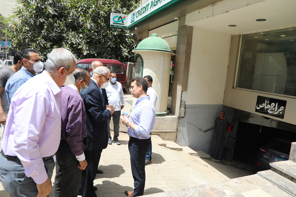 محافظ الجيزة يقود حملة لفتح الجراجات المغلقه (8)