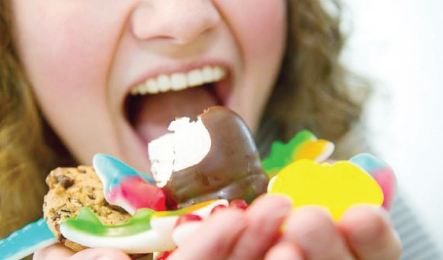 الاعتراف بالمعاناة من اضطراب الأكل القهري أولى خطوات العلاج - (د ب أ)