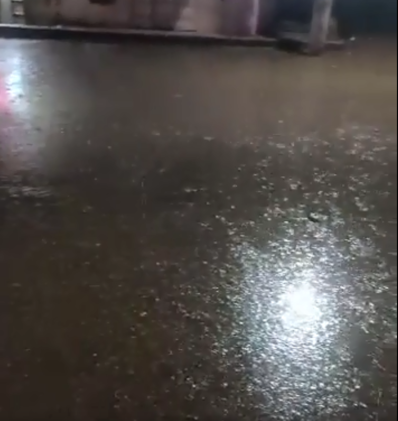  أمطار غزيرة تضرب محافظة دمياط وانخفاض درجات الحرارة (3)