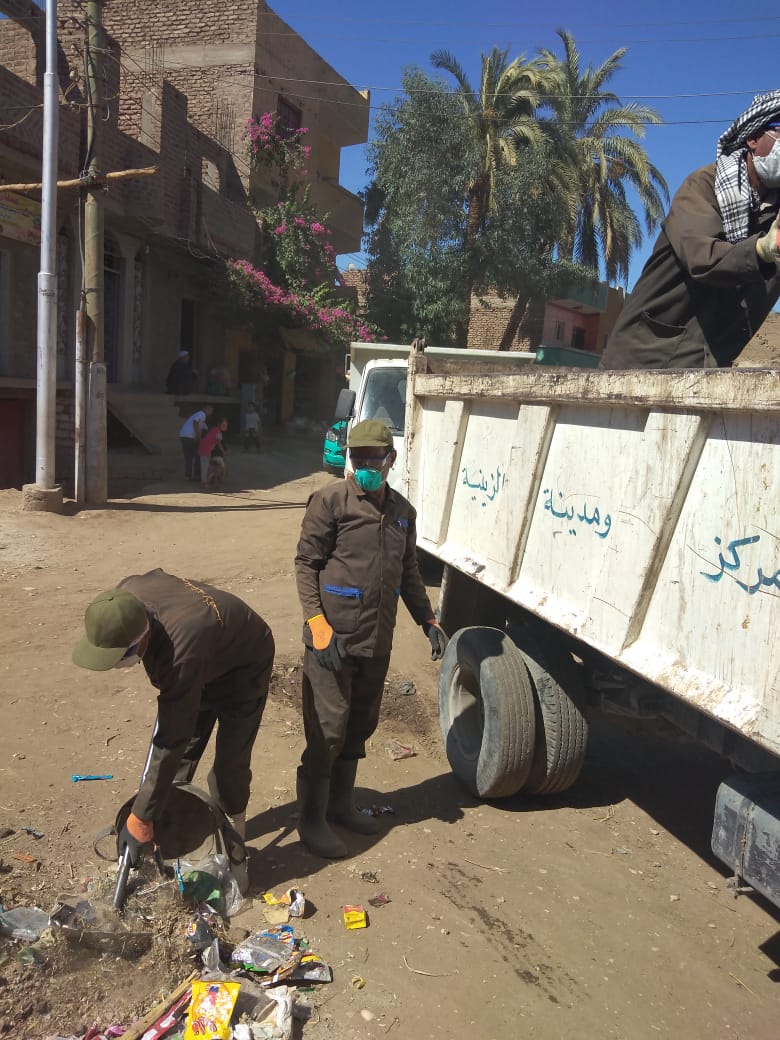 رفع 27 طن مخلفات وقمامة فى حملات نظافة بالقرى والنجوع