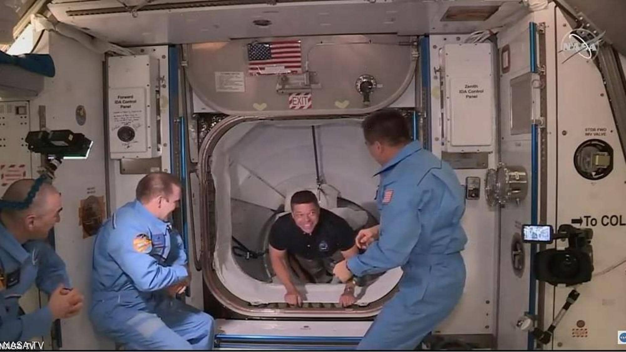 رواد الفضاء رواد الفضاء