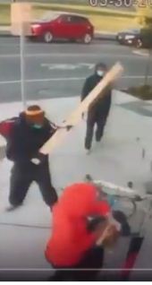 ضرب المرأة خلال اقتحام المتجر